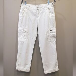 Old Navy Cargo Capri Pants White 100% Cotton Size 4 Button Flap Pockets
